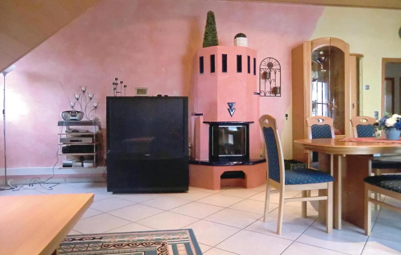 2 Bedroom Nice Apartment In Lissendorf Extérieur photo